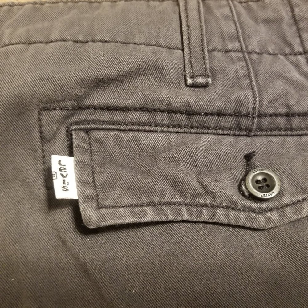 Levi size 42 men's denim shorts - Picture 4 of 7